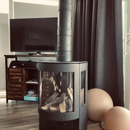 Botel Hausboot Heaven On Earth Klitten